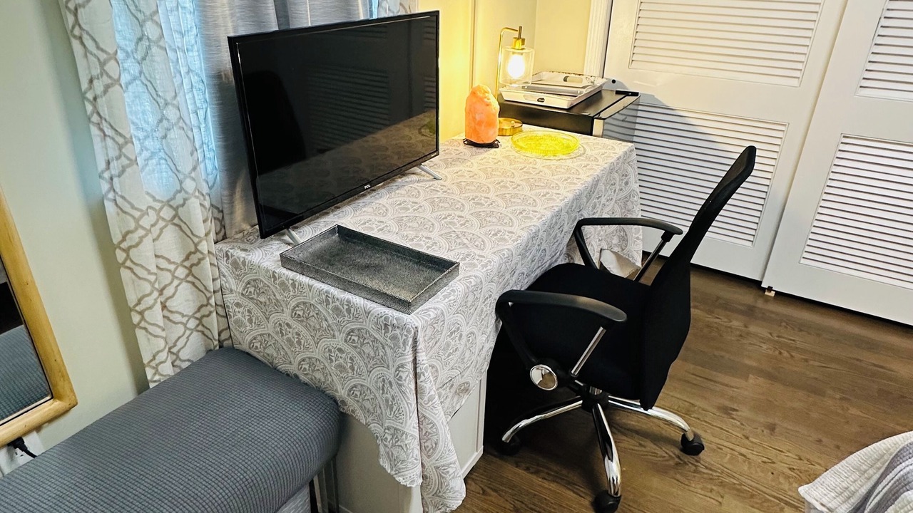 Photo of Bedroom in Yardville-Groveville