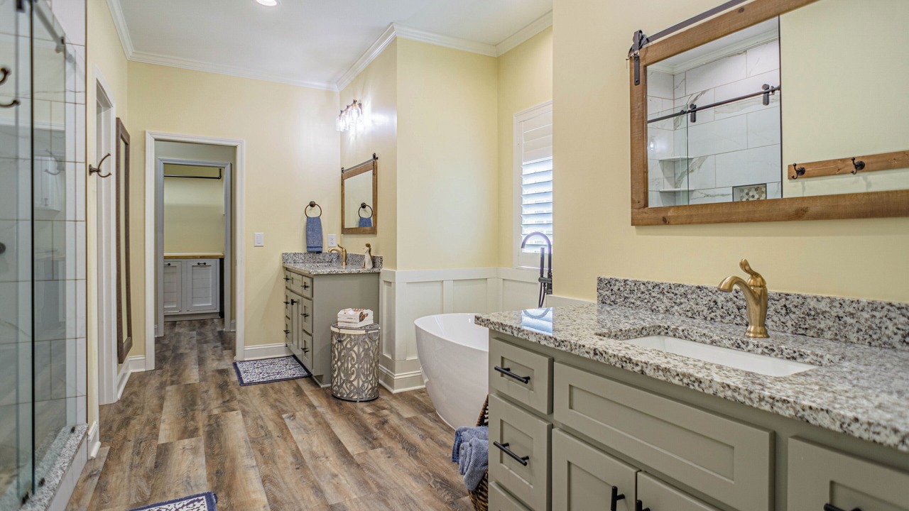 Photo of Bathroom in Lee County