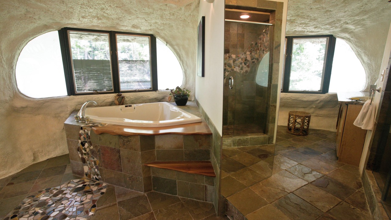 Photo of Bathroom in Perinton