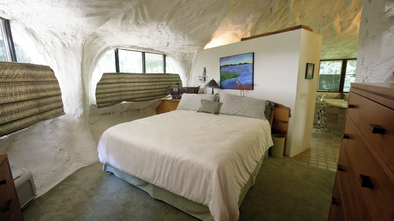 Photo of Bedroom in Perinton