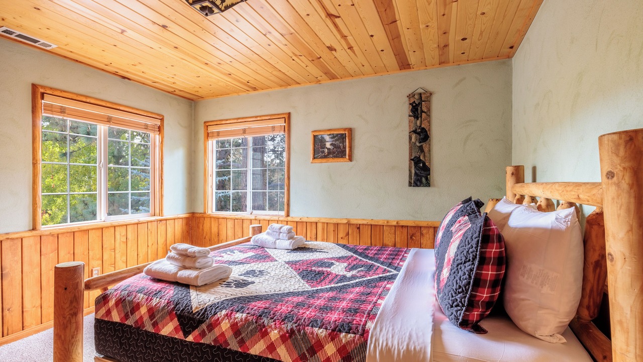 Photo of Bedroom in Whispering Forest