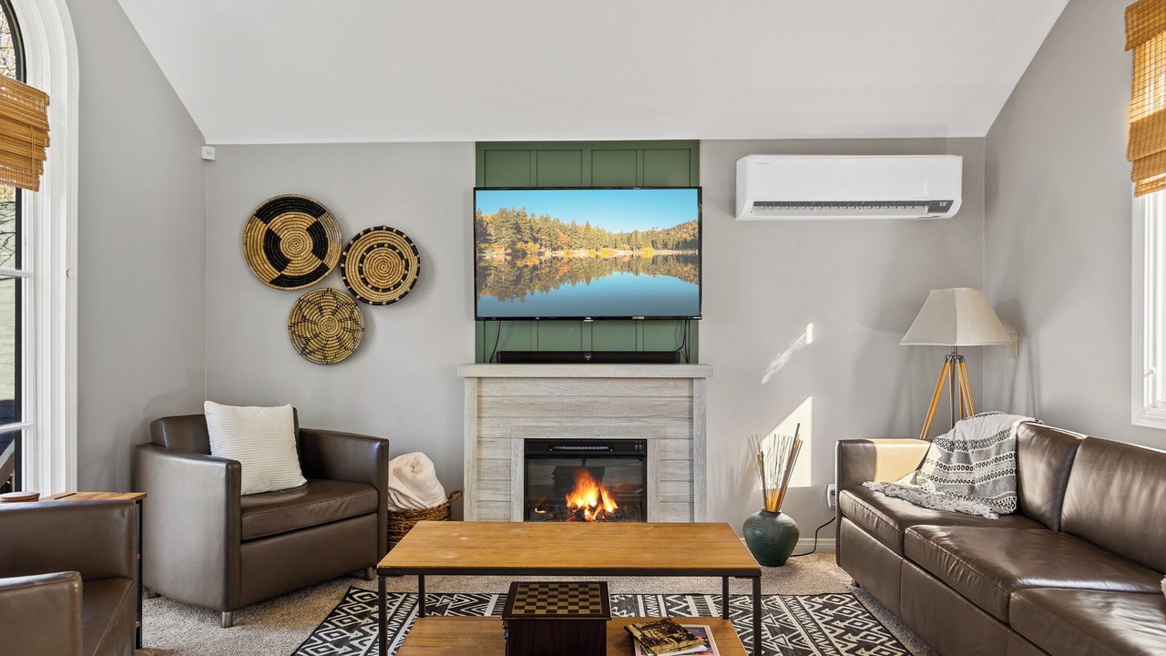 Photo of Livingroom in Green Valley Lake