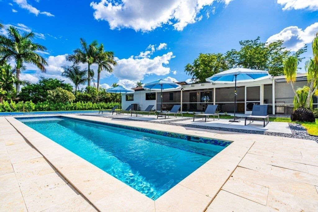Photo of Outdoor in Golden Glades