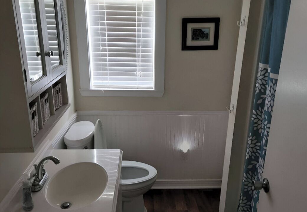Photo of Bathroom in Chapman