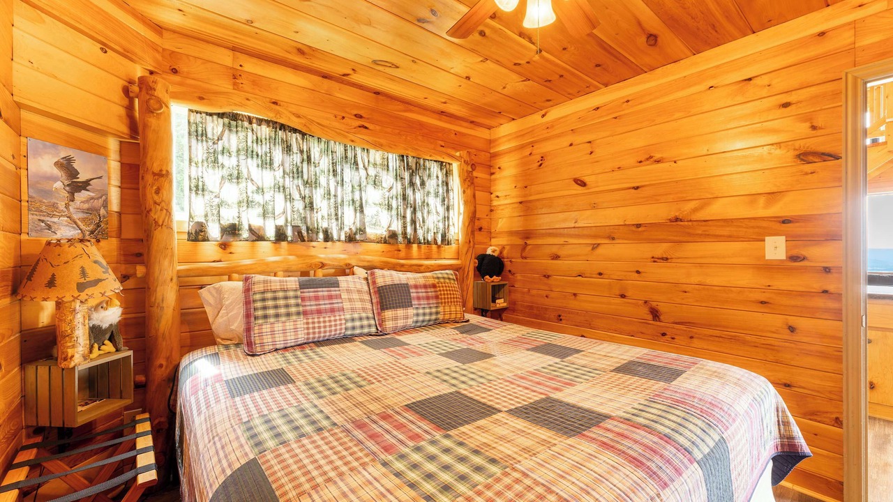 Photo of Bedroom in Bryant