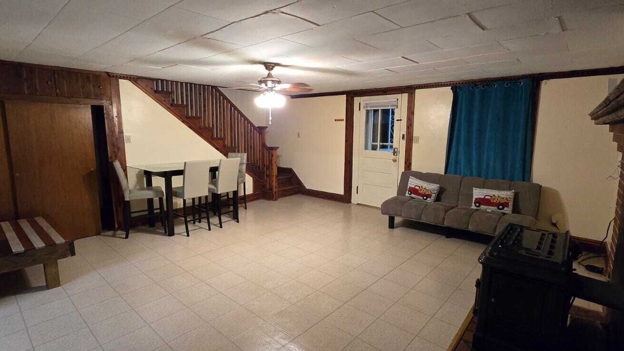 Photo of Livingroom in Ridgeway