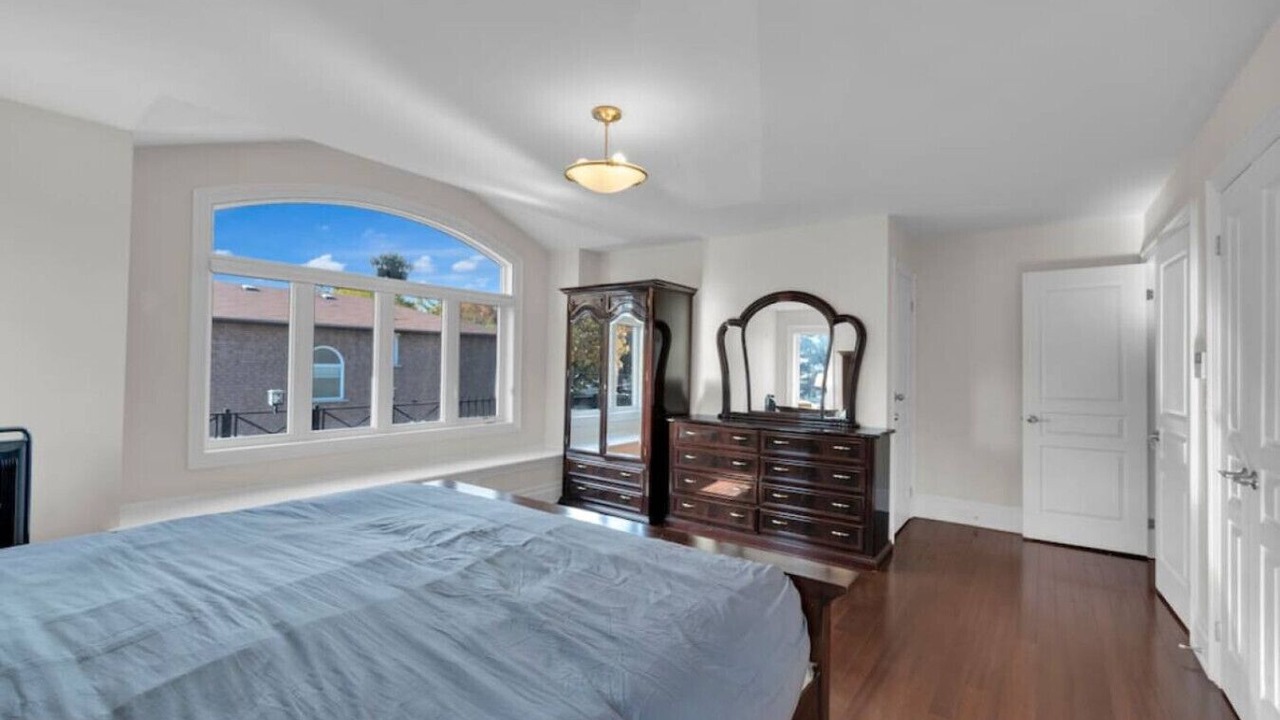 Photo of Bedroom in Alderwood