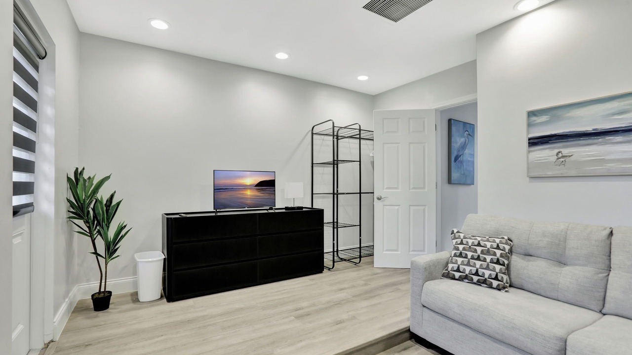 Photo of Livingroom in The Cove