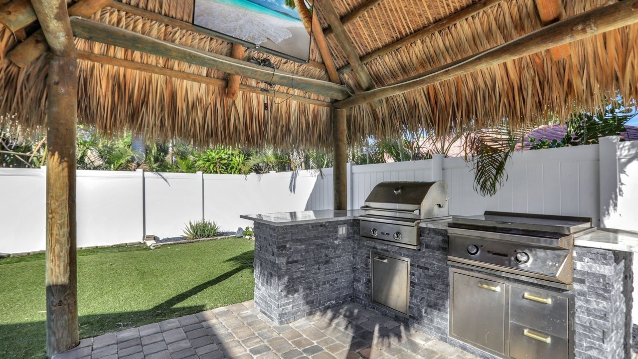 Photo of Patio Balcony in The Cove