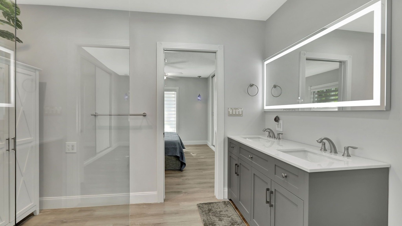 Photo of Bathroom in The Cove