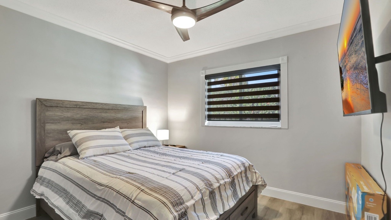 Photo of Bedroom in The Cove