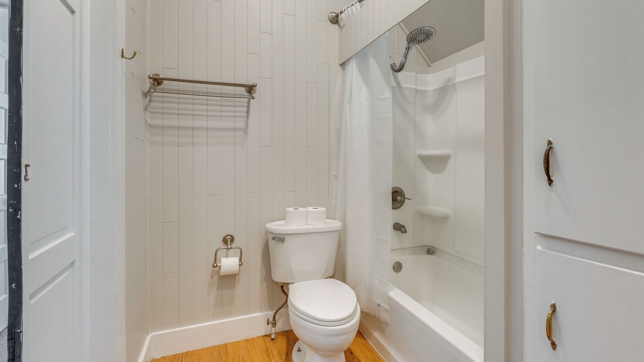 Photo of Bathroom in East Hill