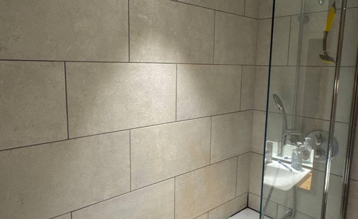Photo of Bathroom in Lake View