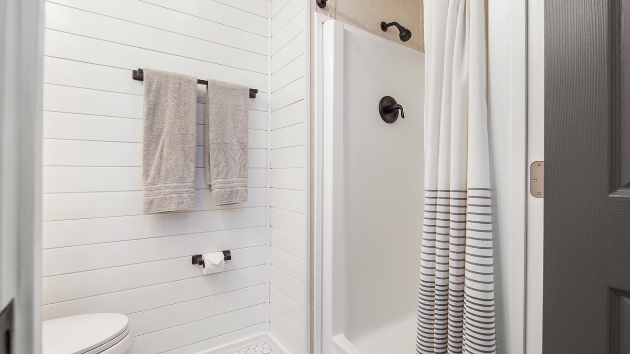 Photo of Bathroom in Eufaula
