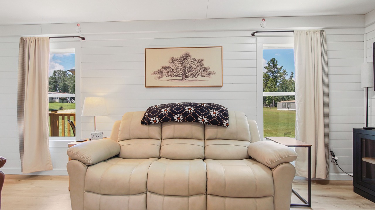 Photo of Livingroom in Eufaula