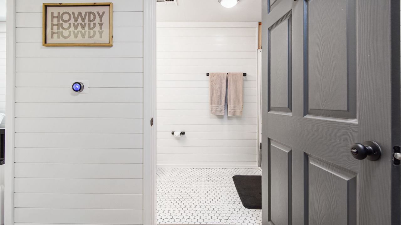 Photo of Bathroom in Eufaula