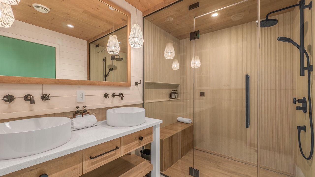 Photo of Bathroom in Saint-Joseph-de-la-Rive