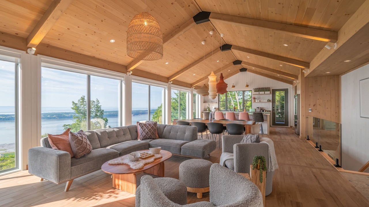 Photo of Livingroom in Saint-Joseph-de-la-Rive