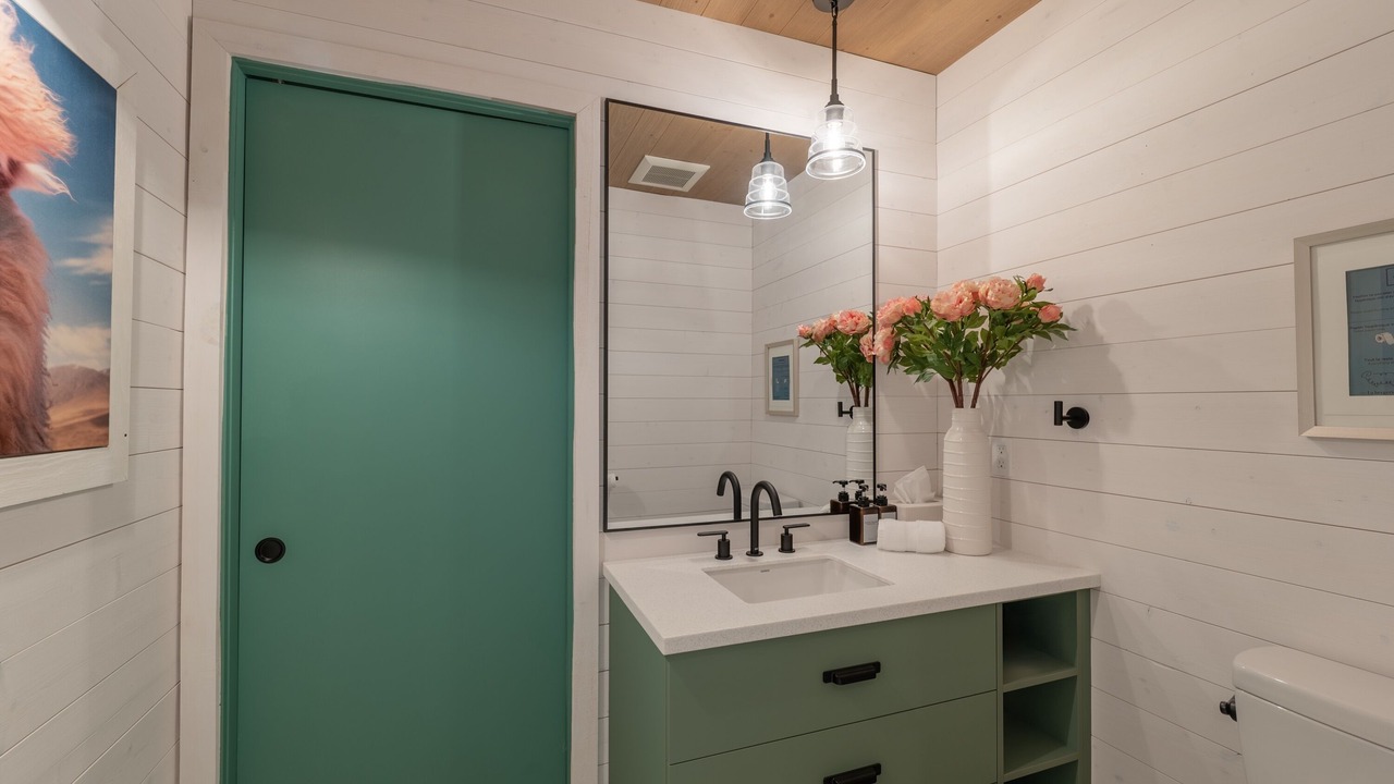 Photo of Bathroom in Saint-Joseph-de-la-Rive