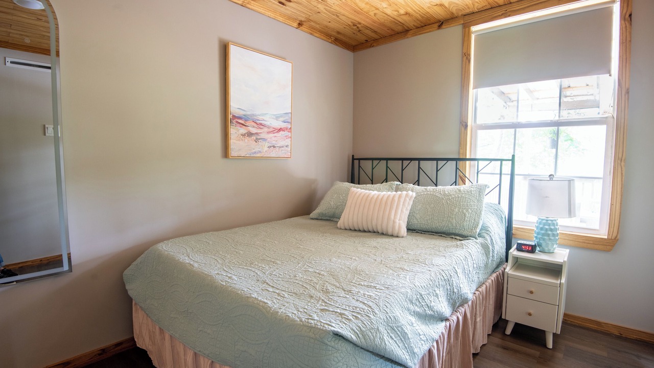 Photo of Bedroom in Vincent