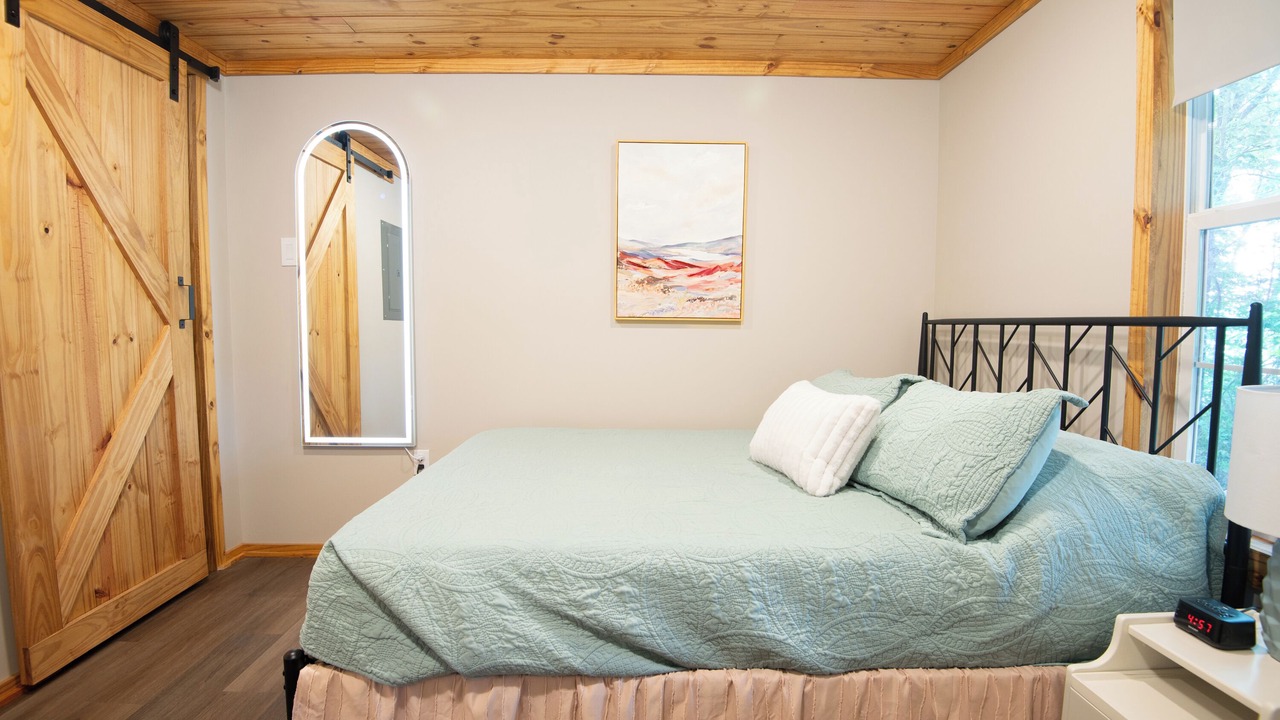 Photo of Bedroom in Vincent