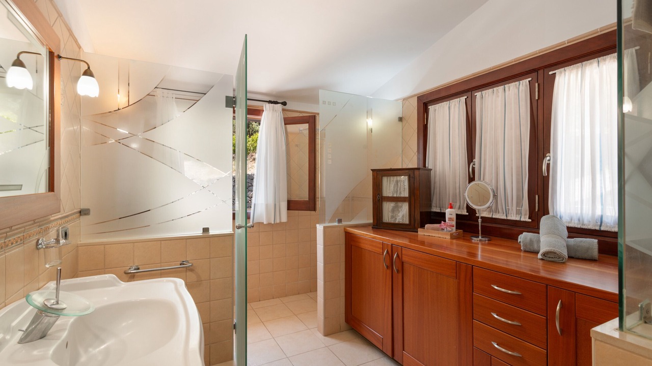 Photo of Bathroom in Las Lagunetas