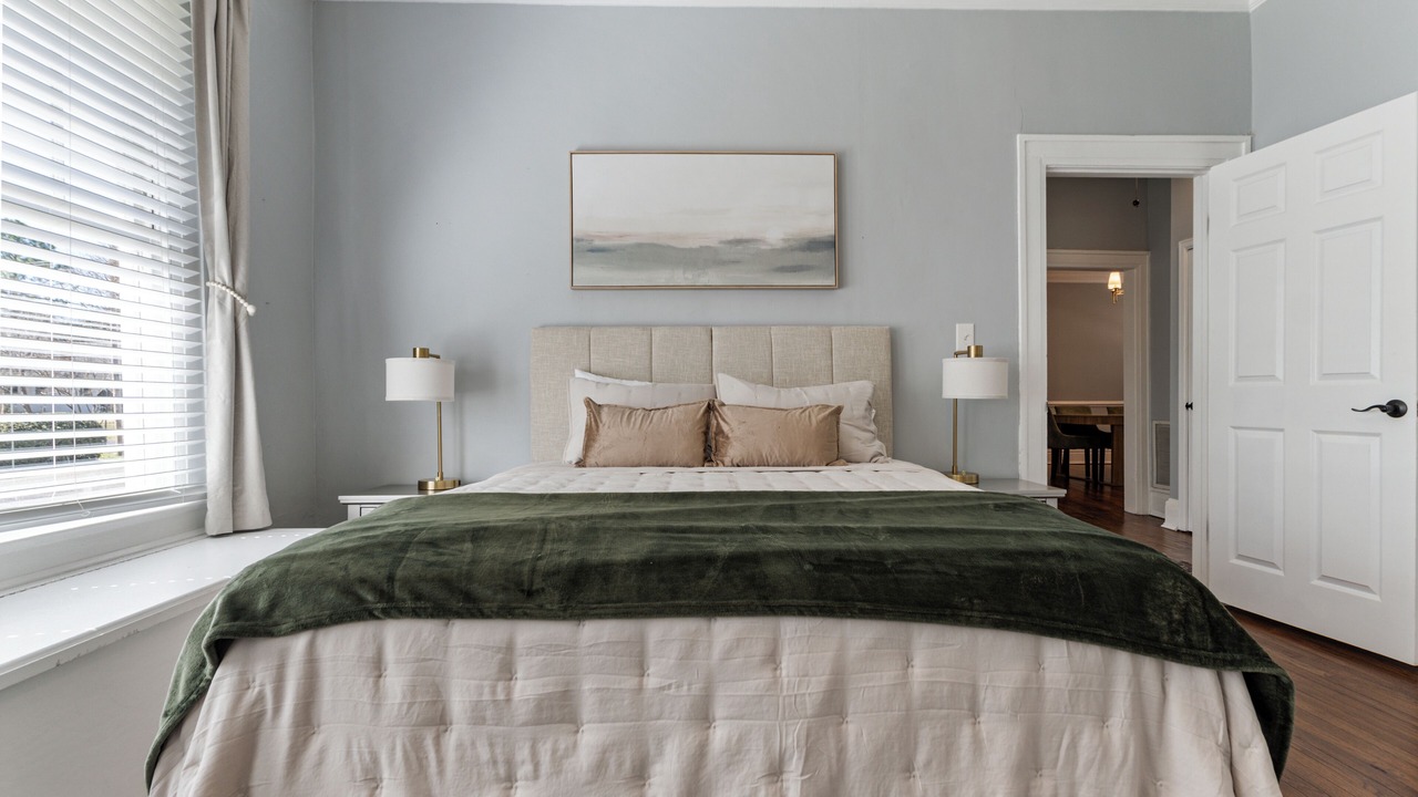 Photo of Bedroom in Montgomery
