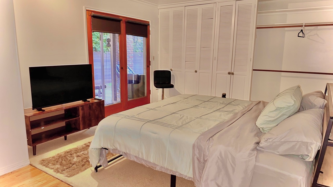 Photo of Bedroom in Mar Vista