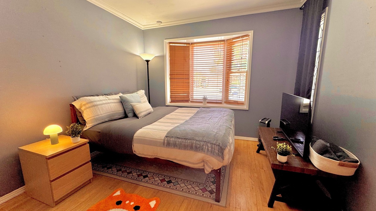 Photo of Bedroom in Mar Vista