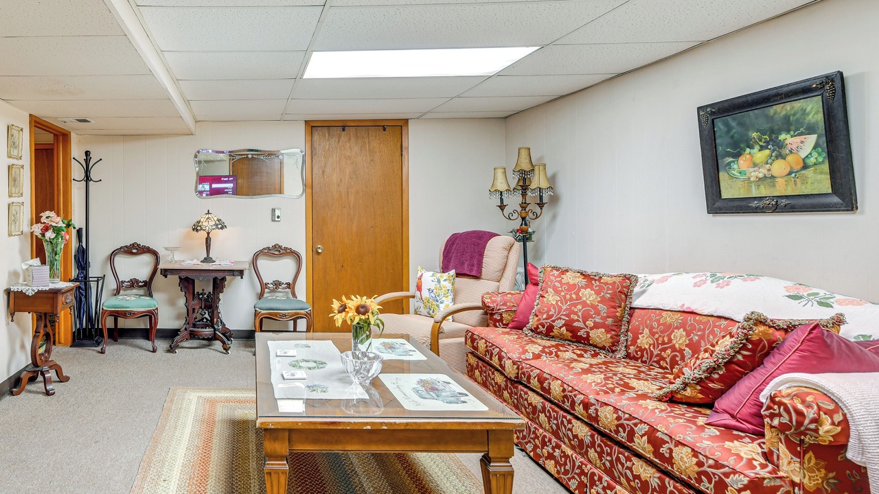 Photo of Livingroom in Cheektowaga