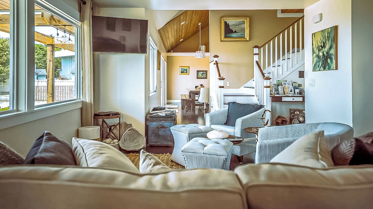 Photo of Livingroom in Crescent City North