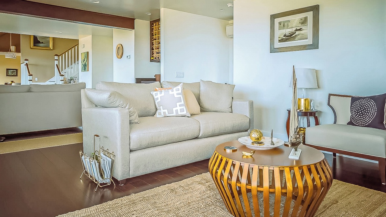 Photo of Livingroom in Crescent City North