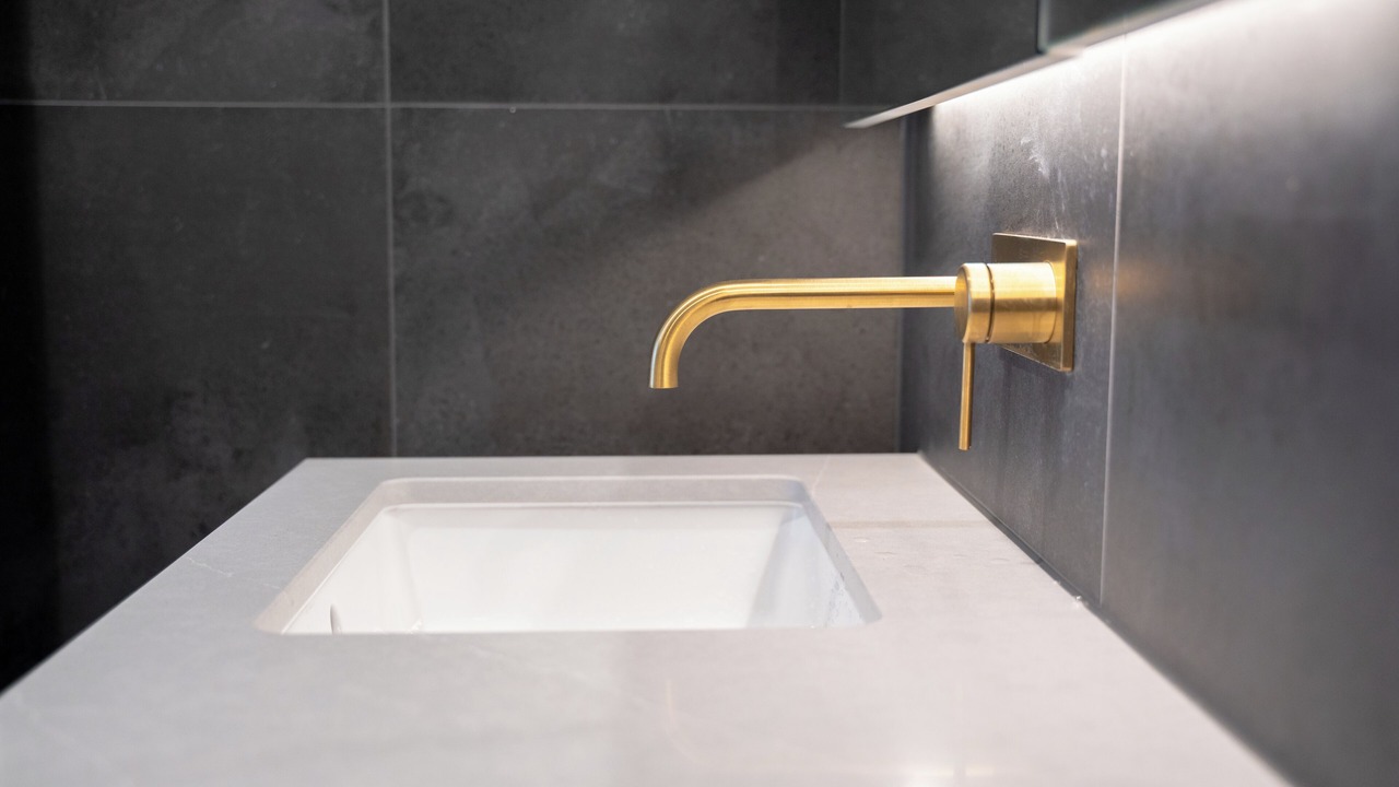 Photo of Bathroom in Reid