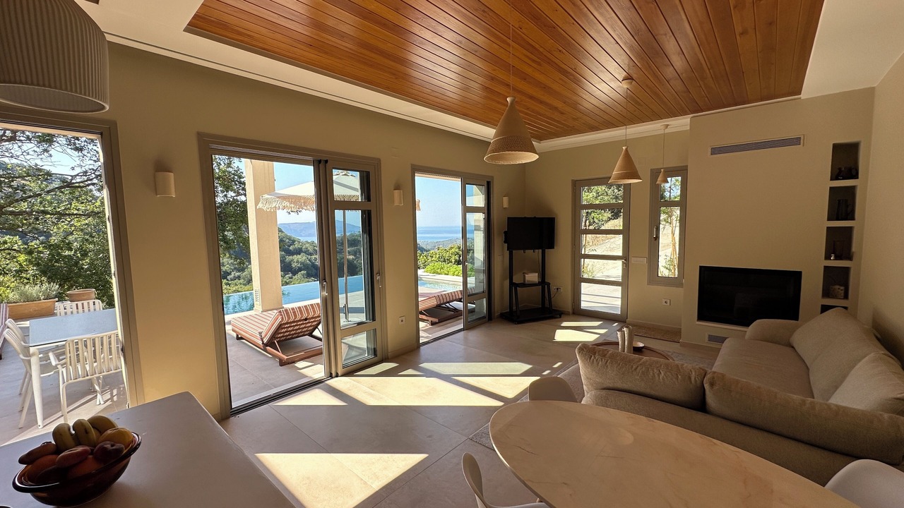 Photo of Livingroom in Filaki