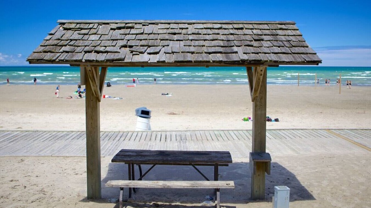 Photo of Others in Wasaga Beach