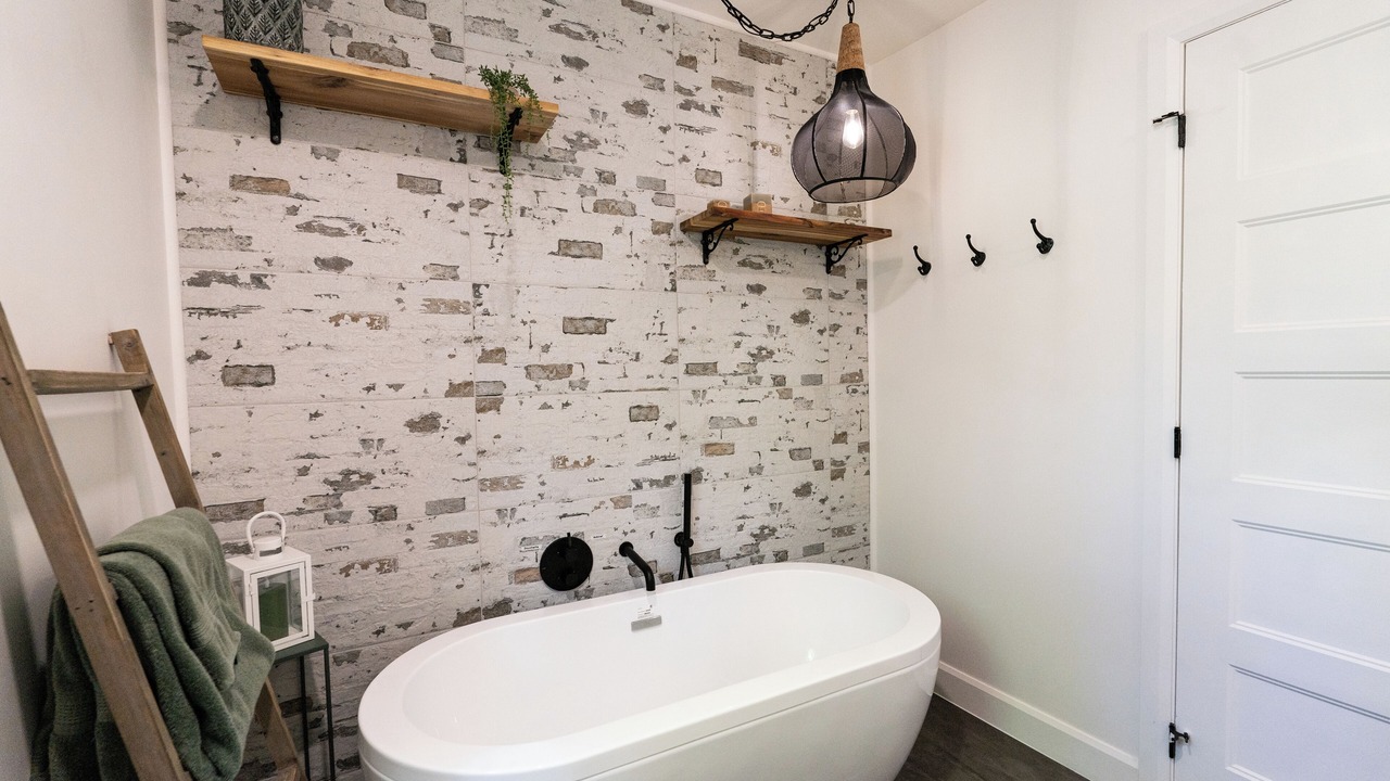 Photo of Bathroom in Les Etchemins Regional County Municipality
