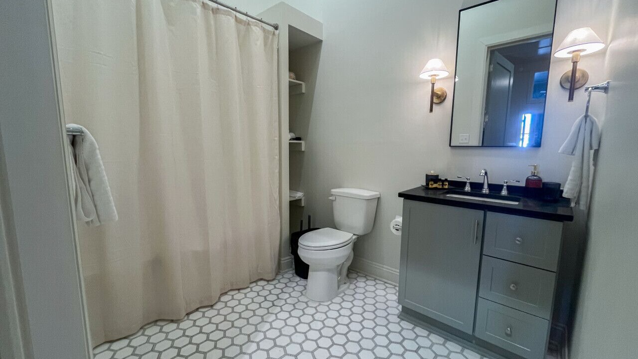 Photo of Bathroom in Demopolis
