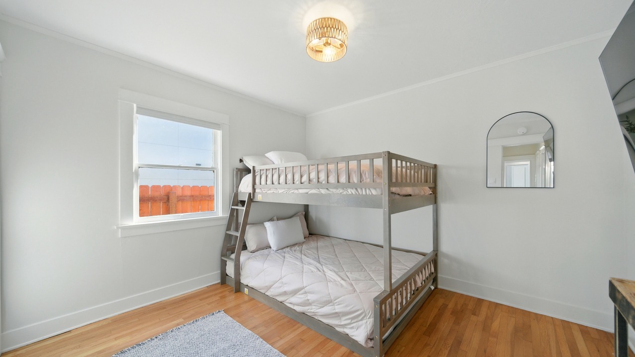 Photo of Bedroom in Belmont Heights