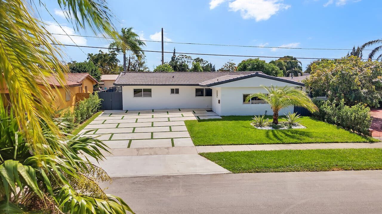 Photo of Outdoor in North Central Hollywood