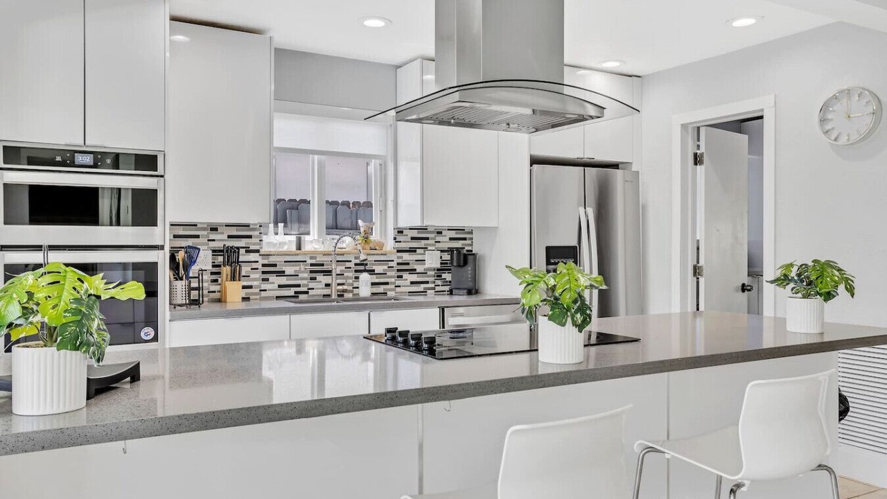 Photo of Kitchen in North Central Hollywood