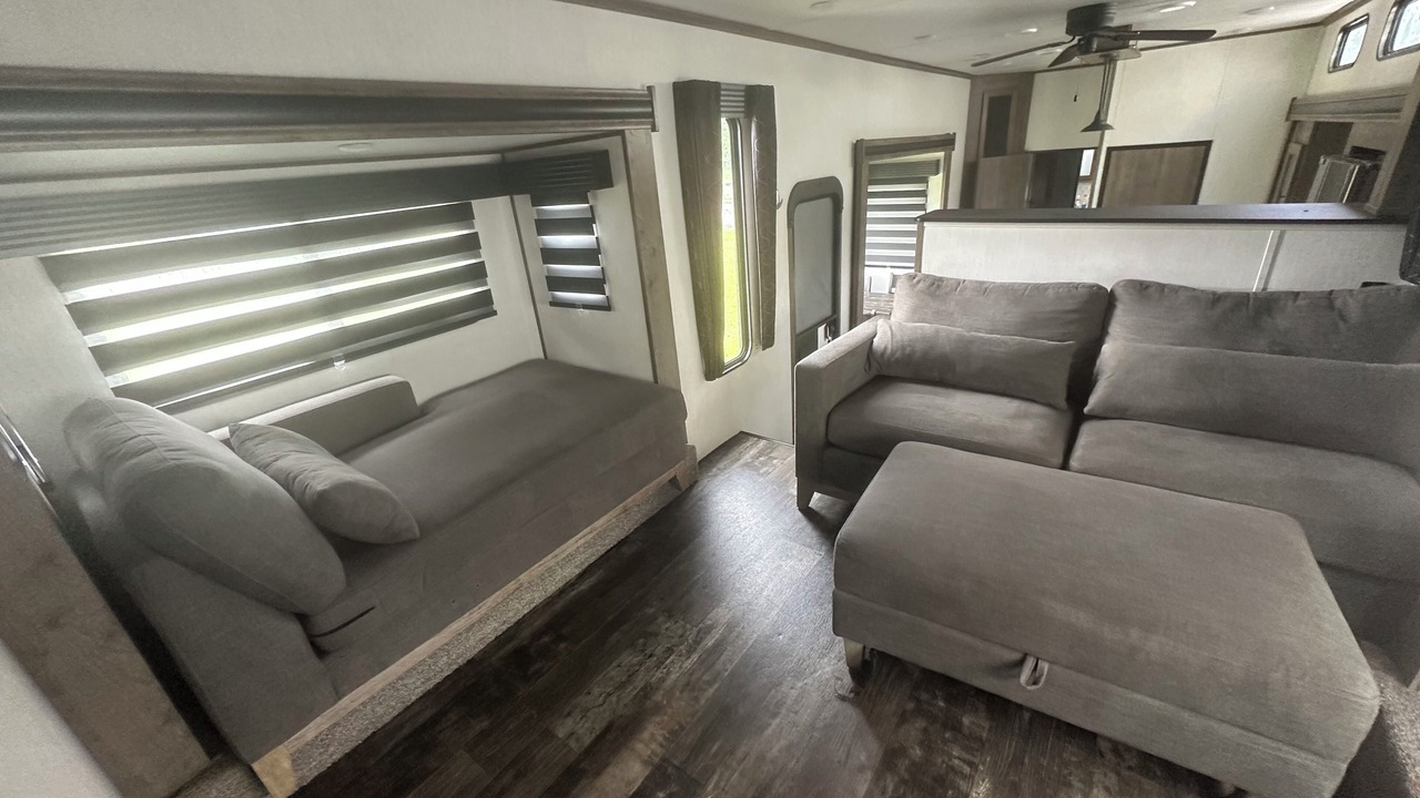 Photo of Livingroom in Milton