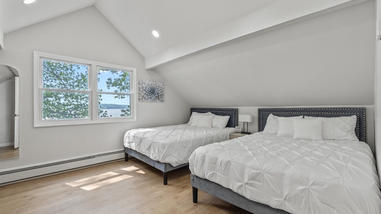 Photo of Bedroom in Town of Owasco