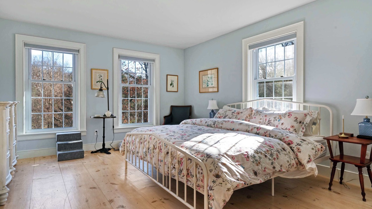 Photo of Bedroom in Rhinebeck