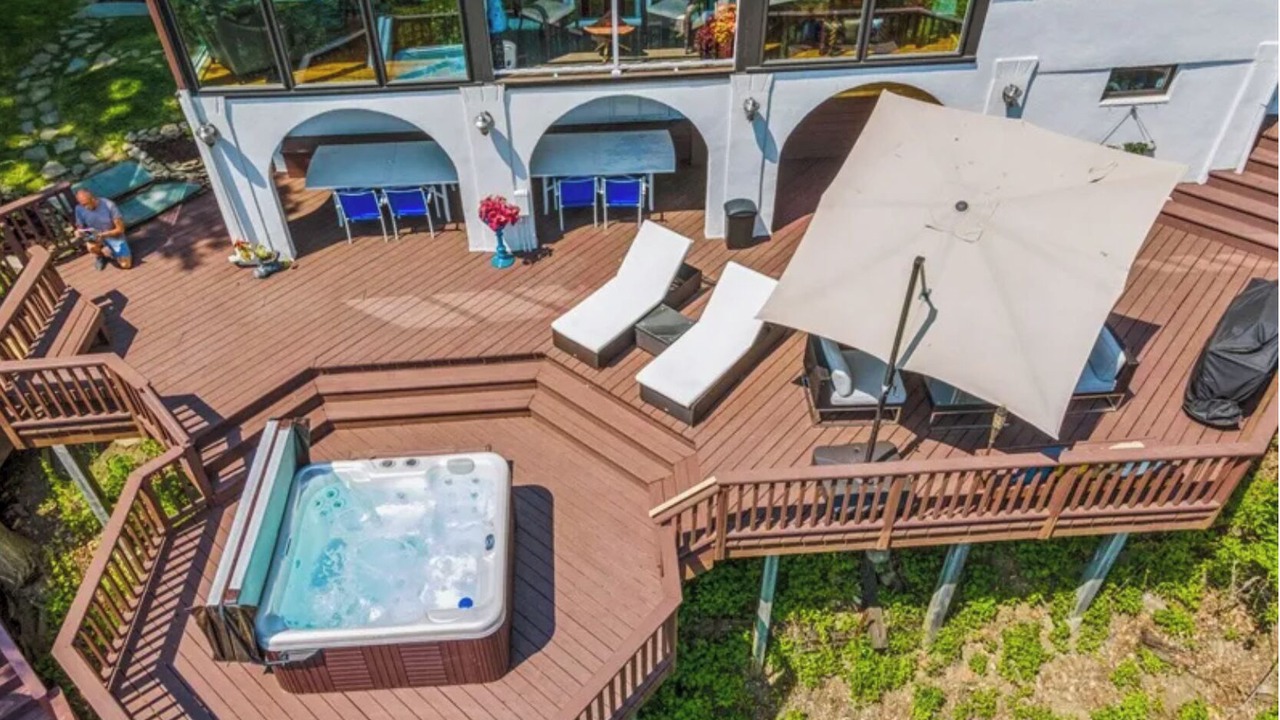 Photo of Patio Balcony in Pompton Lakes