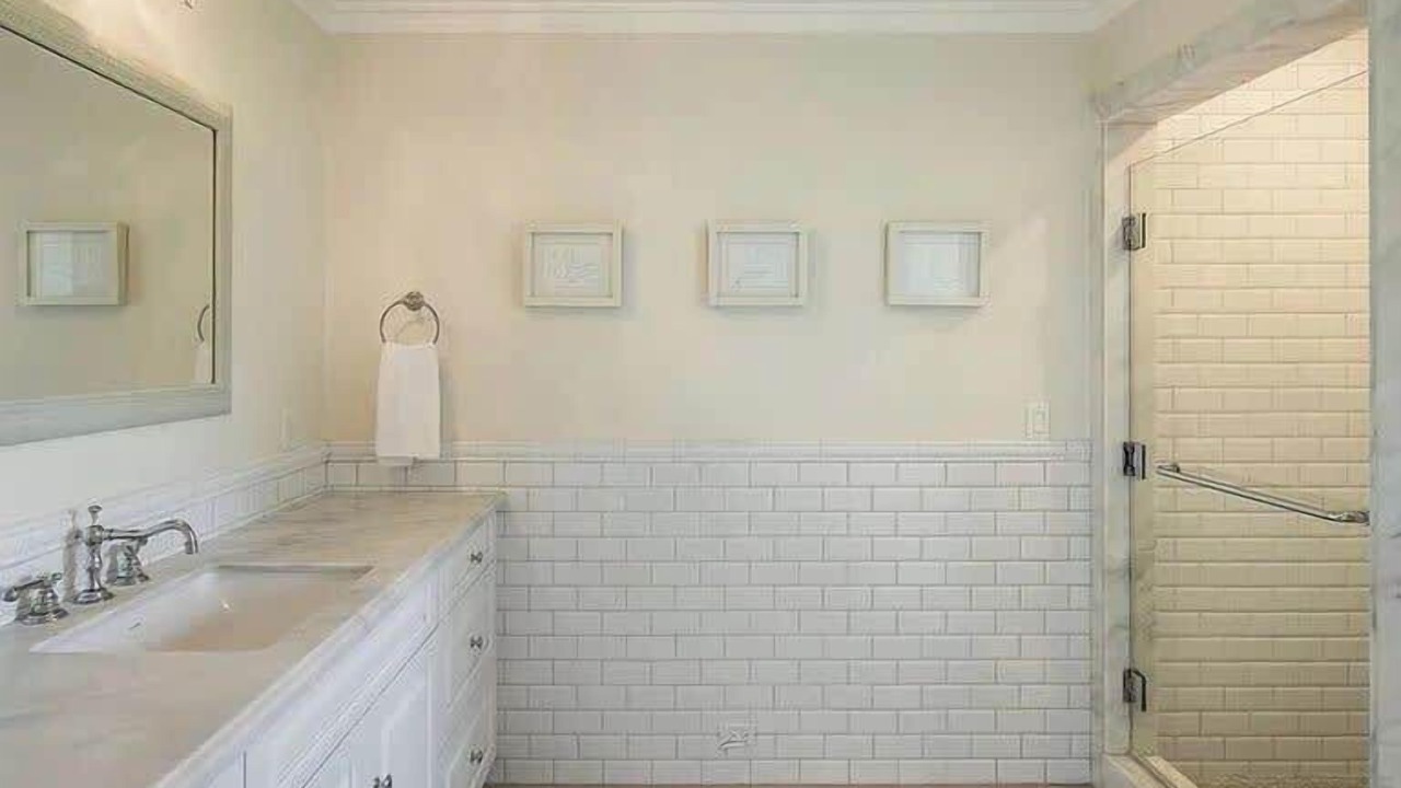 Photo of Bathroom in The Flats