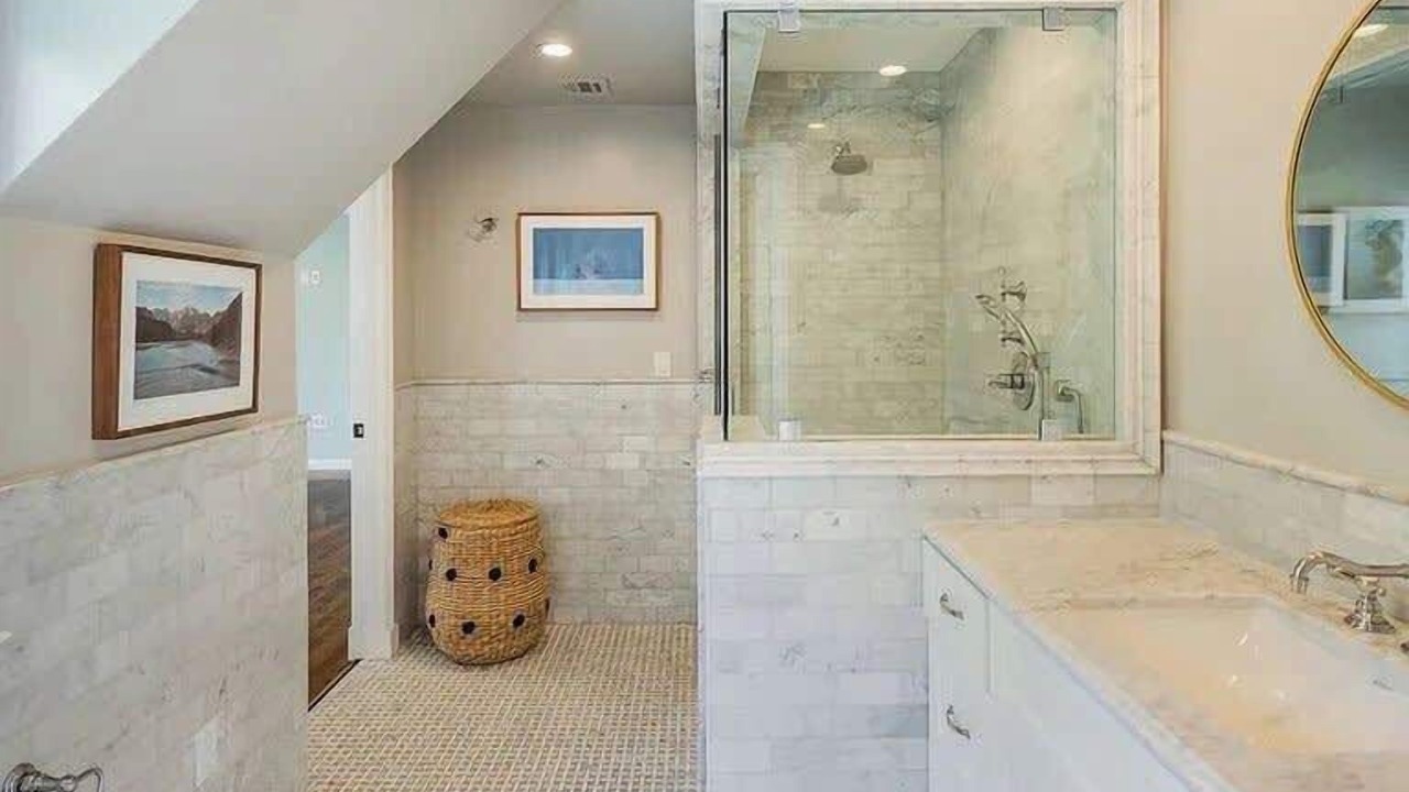 Photo of Bathroom in The Flats