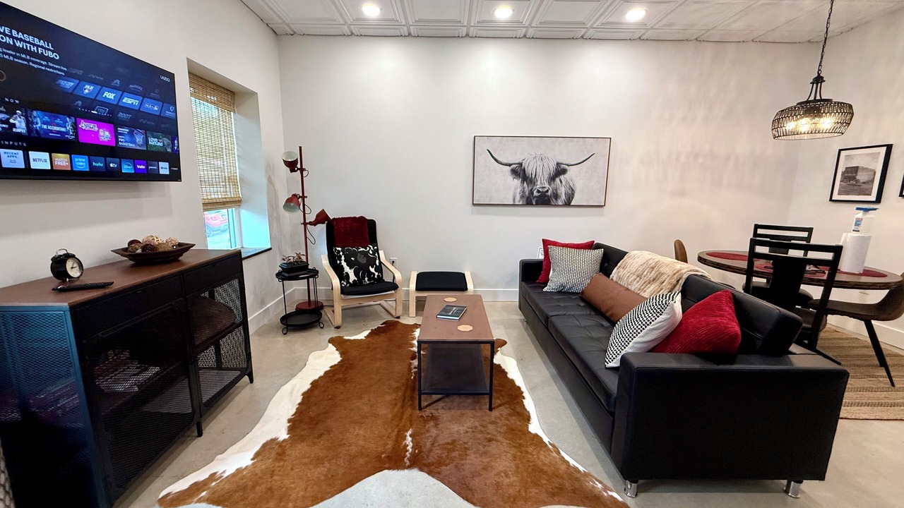Photo of Livingroom in Pilot Mountain