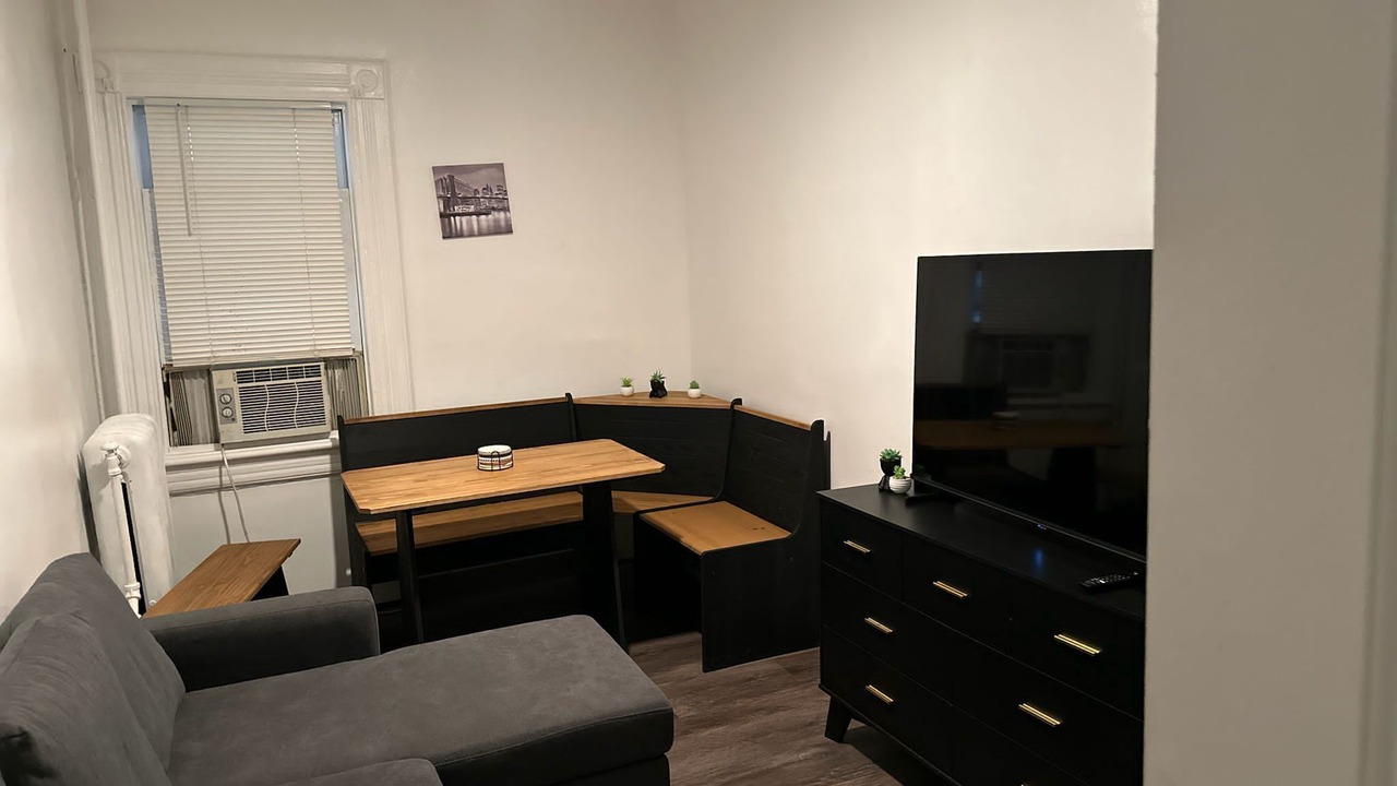 Photo of Livingroom in Jersey City