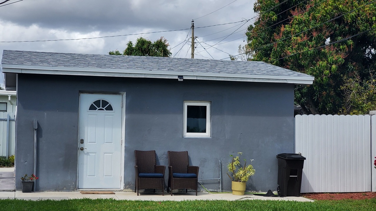 Photo of Outdoor in Pembroke Park