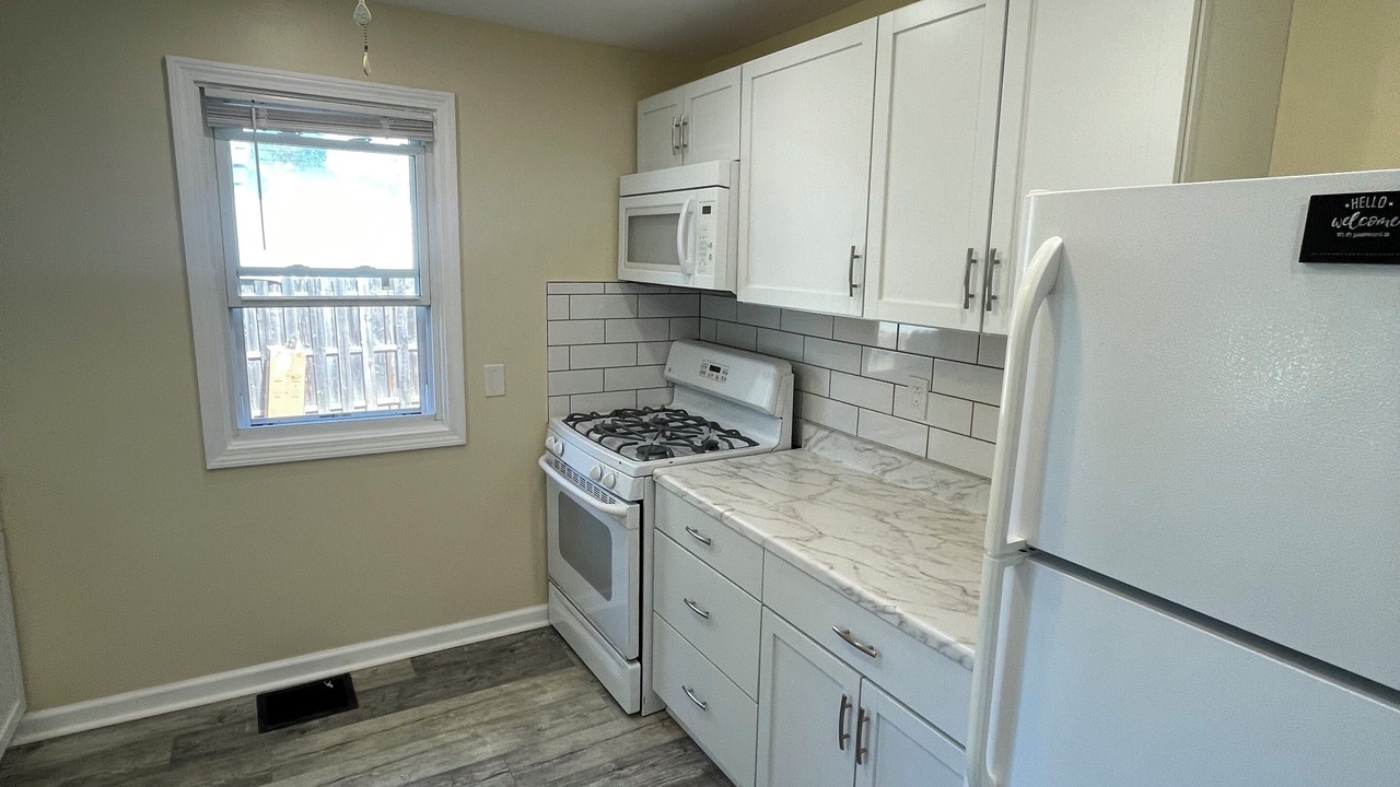Photo of Kitchen in Sea Breeze
